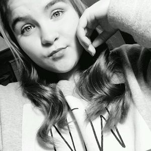 Meet your Posher, Brittaney